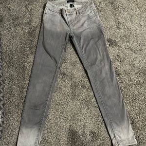 White House Black Market gray skinny leg jeans. Size 0R. 37 inches long.